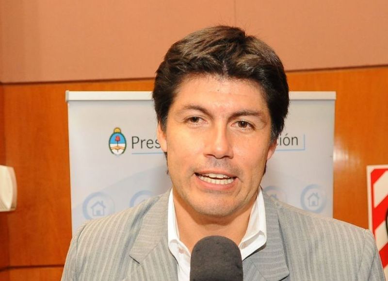 “Sáenz mira para otro lado, pero él gestionó con el manual de Cambiemos bajo el brazo”