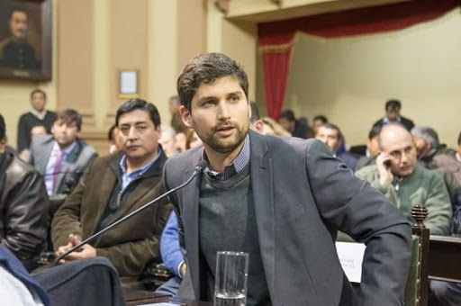 Lara Gros presentó un proyecto para prorrogar el pago de impuestos