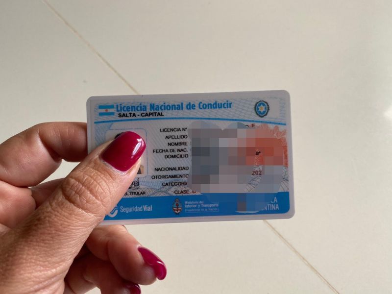 Por demoras en la distribución de materiales esenciales habrá retraso en la entrega de licencias de conducir