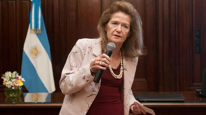 El Gobierno aceptó la renuncia de Highton de Nolasco al máximo tribunal
