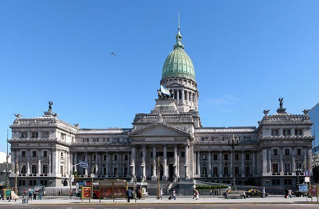 Giménez, Cornejo y Leavy entre los más prolíferos del Congreso
