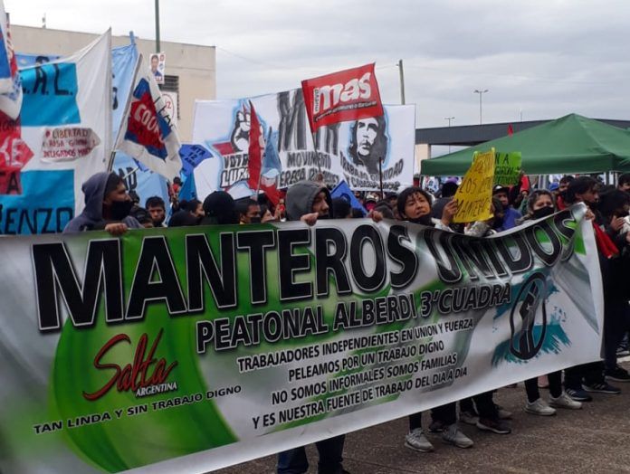 Manteros se movilizaron en la cuarta semana de lucha