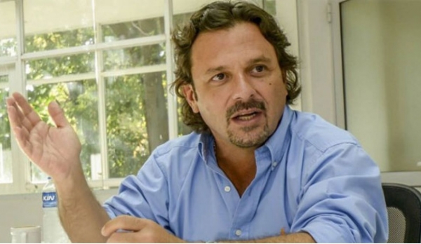 “Seguimos estando en manos de técnicos que entienden que es más importantes hacer obras en aeropuertos y rutas, que las obras que lleguen a los vecinos”
