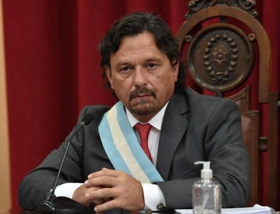 Sigue en caída libre la imagen del Gobernador Gustavo Sáenz