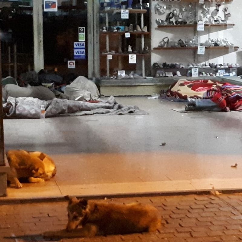“Ni el gobierno provincial, ni el municipal y ni el nacional se hacen cargo de la problemática y no generan una política como para ayudar a las personas que están cayendo en la calle”