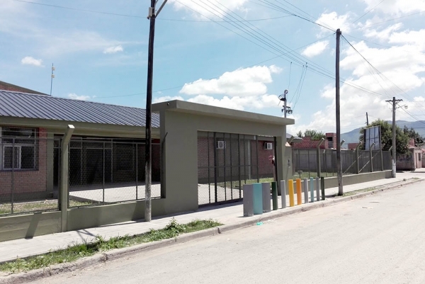 Separaron al profesor de música de la escuela Independencia Nacional