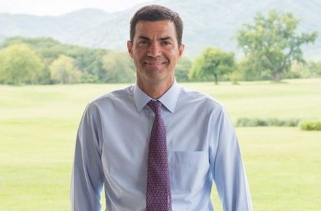 "Es injusto que una familia tenga que pensar si paga la factura de un servicio o va al almacén"