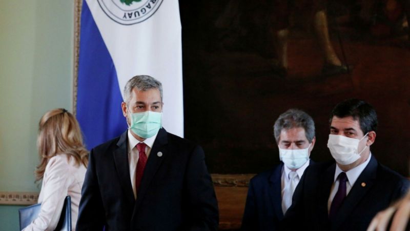 Paraguay suspende las clases presenciales y limita la circulación para frenar los contagios