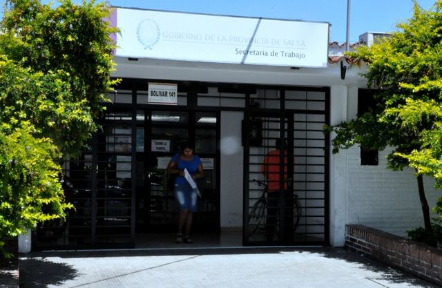 Trabajo en negro en la Secretaría de Trabajo de la Provincia