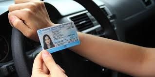 Sigue vigente la prórroga de un año y medio para los carnets de conducir vencidos en 2020 y de un año para los de 2021