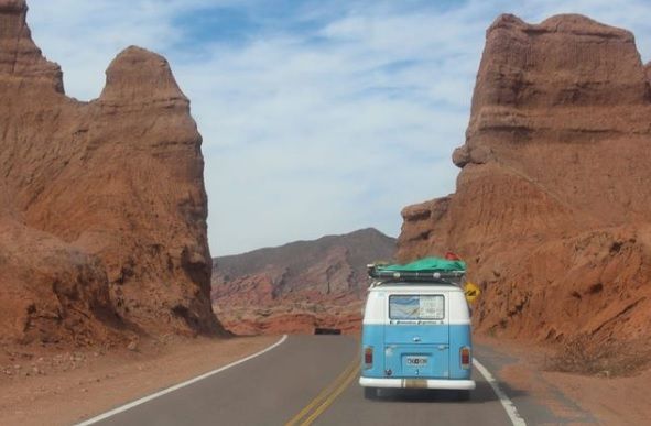 8 meses recorriendo Argentina en su combi VW