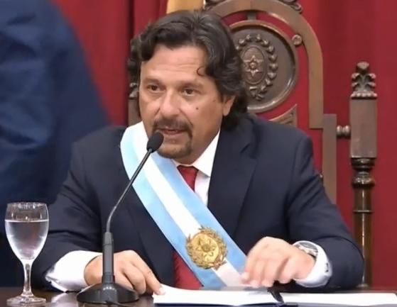 Asumió Sáenz: “Llegué a este lugar sólo”