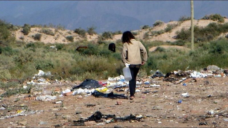 “56,6% de nuestros niños y niñas son pobres o indigentes. La situación de niñes hasta 6 años empeora, 7.9% son indigentes, con esto se desprende que uno de cada dos chicos salteños es pobre”