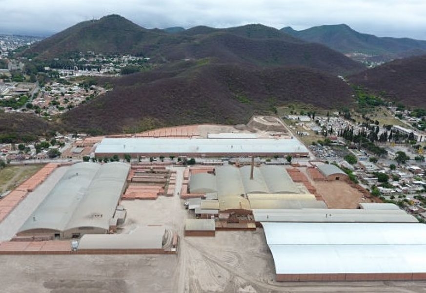 Concejales realizan una inspección en la Cerámica Alberdi