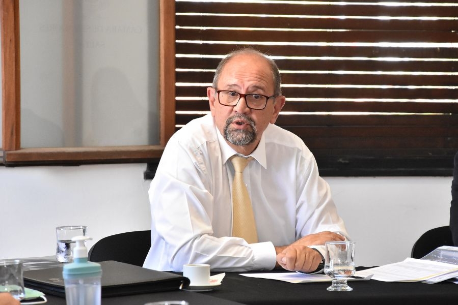 Camacho detalló el proyecto por el que la Provincia pide un préstamo