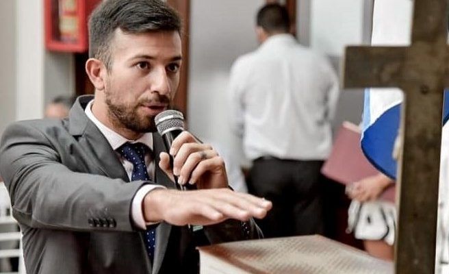 Biella le pide al concejal acusado de golpear a su mujer que tome licencia