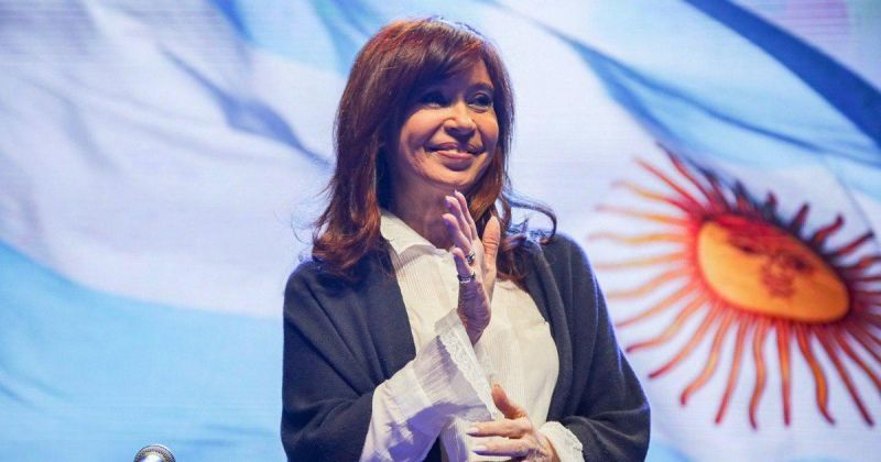 Cristina Kirchner pidió ir a juicio oral por las fotocopias de los cuadernos