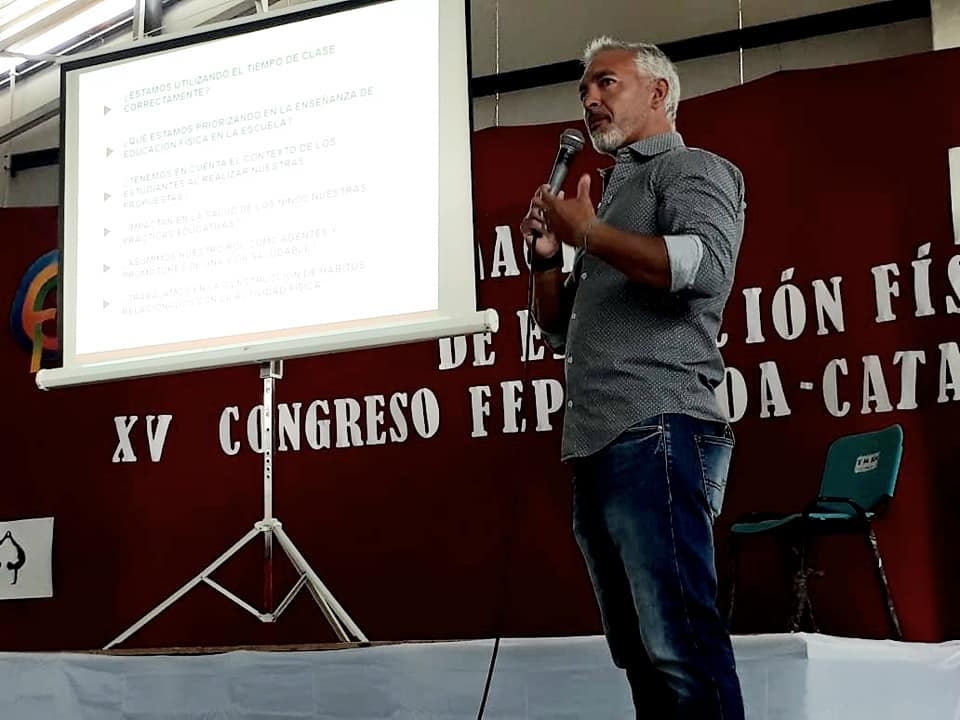 Convocan a la docencia a votar listas independientes para la Junta Calificadora