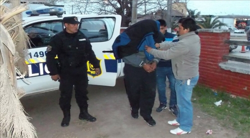 El abogado de uno de los imputados por el crimen de Ariel Ríos denunció apremios