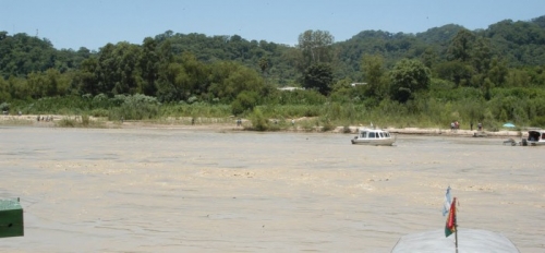 #SaltaNarcopoder : Desde el Ministerio de Ambiente aseguran que realizaron relevamientos en los terrenos de la fundación del cuñado de Reynoso en la ribera del río Bermejo