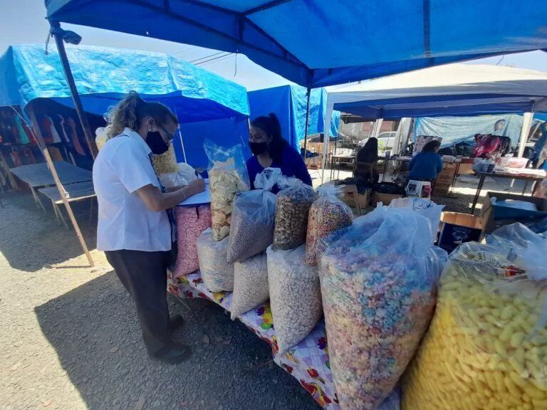 Más de 400 notificaciones y 20 infracciones por faltas al Código Alimentario
