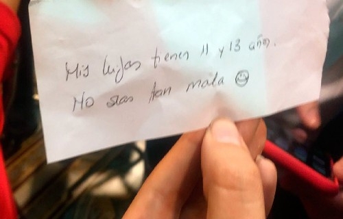 “Mis hijas tienen 11 y 13 años. No seas tan mala”