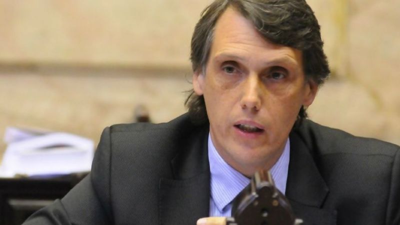 “Kosiner apoyó que se apruebe un presupuesto que le quita recursos a todos los ámbitos que debieran ser para disminuir la criminalidad. Él apoyó eso y en consecuencia me parece muy poco creíble que hable de discusiones más abarcativas e integrales sobre las cuales concuerdo pero a él no le creo”