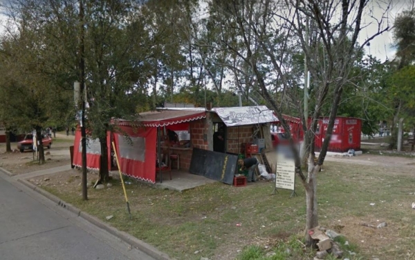 Cinco días antes de lo previsto la Municipalidad ordenó a puesteros de la UNSa. desalojar el lugar