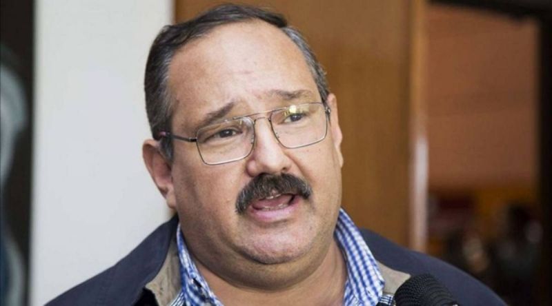 “Hace muchos años que el Gobernador ha decidido darle la gestión al jefe de Gabinete”