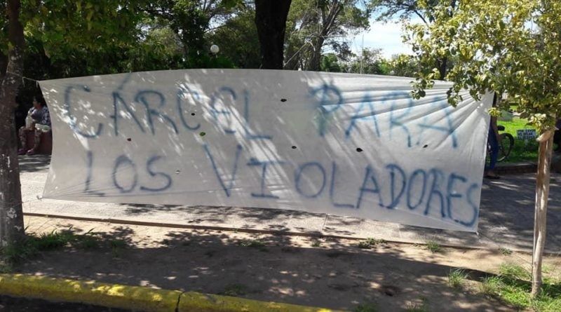 La nena violada en banda en Las Lajitas no recuerda nada, familiares volverán a manifestarse