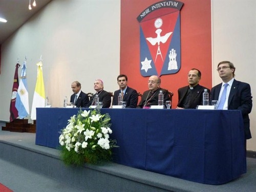 Cargnello pidió gobernantes prudentes que no sean populistas