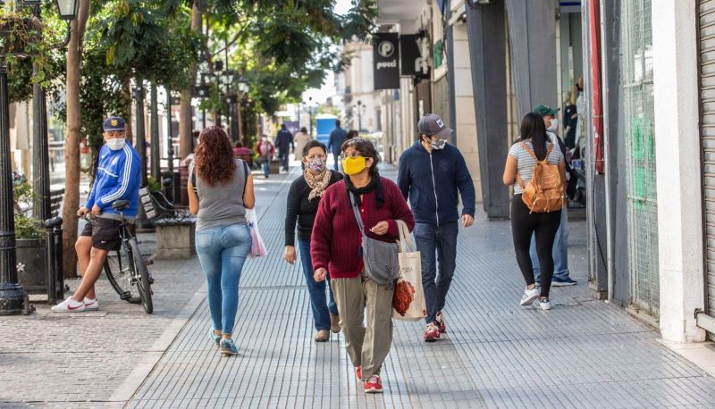 Covid-19: En la calle afirman que en Salta hay vacunación VIP
