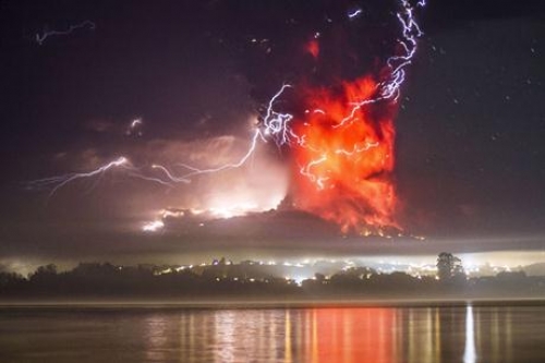 Temor por el volcán chileno en Bariloche, Villa La Angostura y San Martín de los Andes