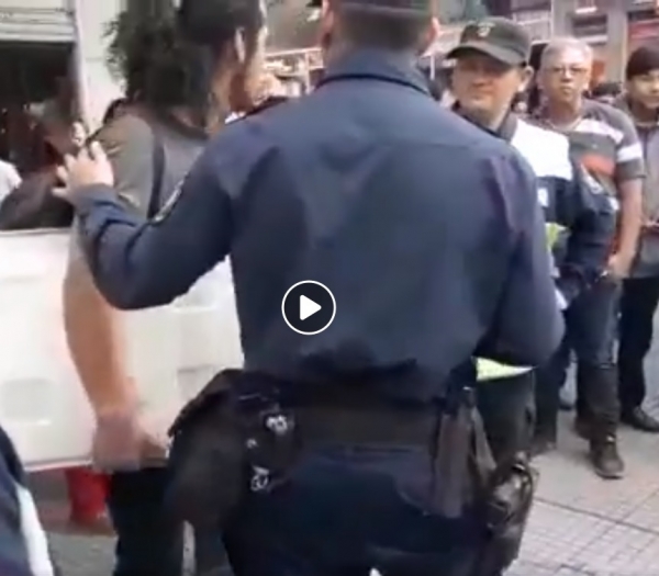 Contra la violencia a vendedores ambulantes y artistas callejeros feria itinerante