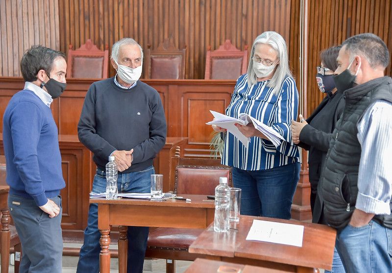 Según Pontussi, quedan muchas dudas sobre el convenio con CECAITRA