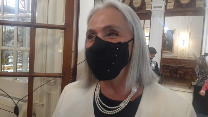 Pontussi aseguró que no se vacunó y pidió más claridad con los estratégicos