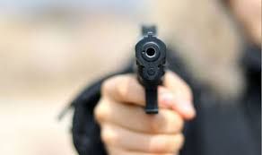 Barrio Apolinario Saravia: un joven recibió un disparo en la cabeza