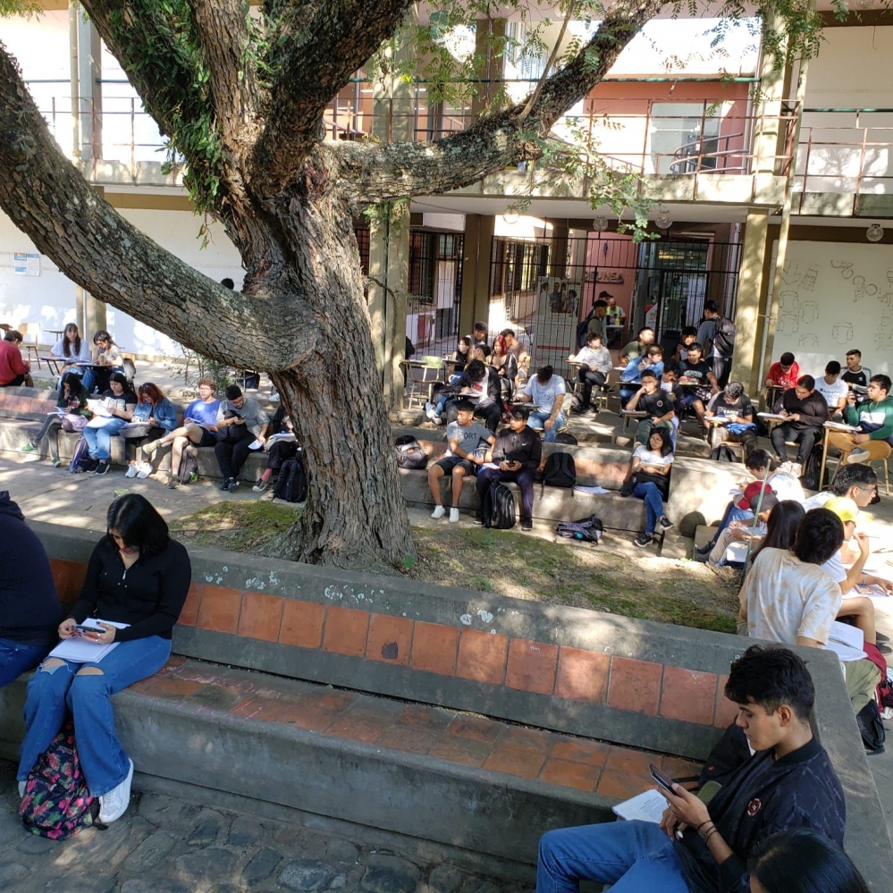 Sigue el paro en la UNSa y docentes advierten sobre superpoblación en las aulas