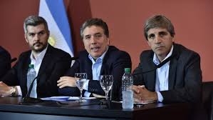 Tras la conferencia del gabinete económico nacional el dólar vuelve a subir abruptamente