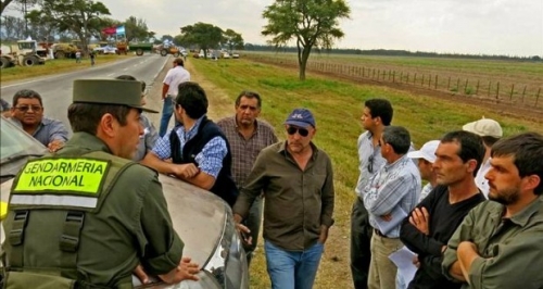 A raíz de los incidentes ocurridos ayer en Yatasto. . .