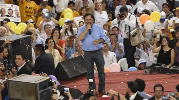 Sáenz con Macri: “En ningún momento se habló de una candidatura”