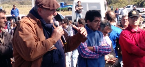 Urtubey recibe al campo que amenaza desde la ruta con endurecer medidas sino tienen respuesta a su petitorio