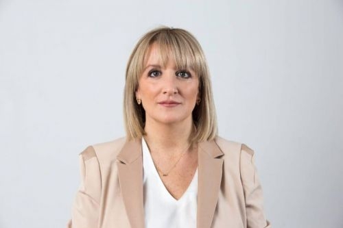 “No logro entender que alguien que tiene que sancionar leyes a favor de las mujeres o del bullyng pueda agredir a otras personas”
