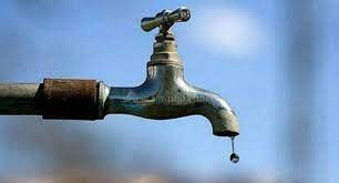 Vecinos cuestionan que no fueron convocados a la mesa del agua