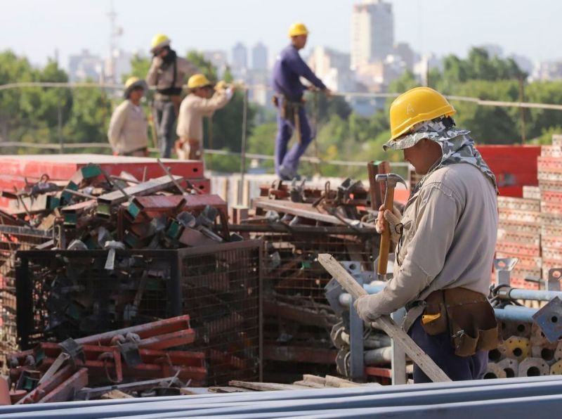 Empresas de la construcción de Salta reclaman una deuda de $1.200 millones y piden audiencia con Sáenz