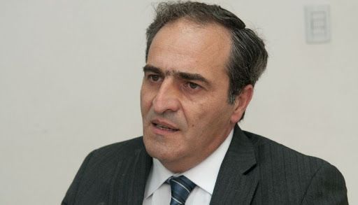 Sesión extraordinaria del Senado para ampliar la corte y designar a García Castiella como defensor oficial