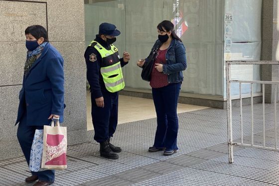 Sábado y domingo 9 departamentos vuelven al confinamiento