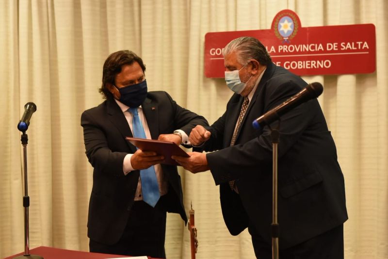 Salud desmiente la vacunación VIP y la justicia no recibió las pruebas recabadas por la prensa