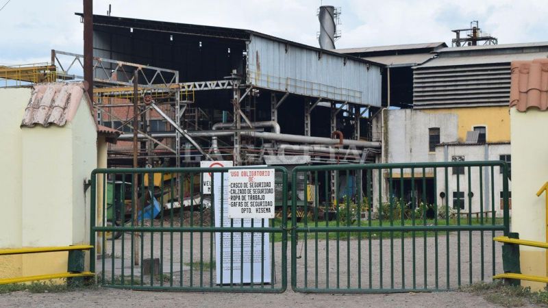Alertan por el intento de destrucción del sindicato de obreros y trabajadores del azúcar San Isidro