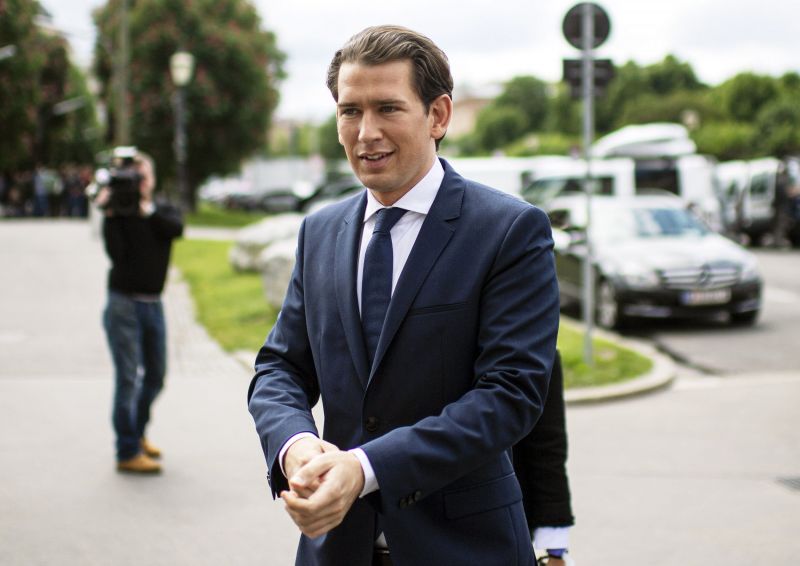Austria denuncia acuerdos "secretos" de países europeos con laboratorios y los acusa de desigualdad